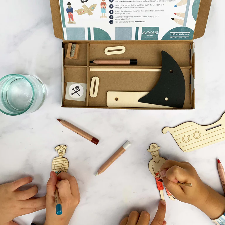Cotton Twist - Make Your Own Pirate Scene Craft Kit Activity Box - Image 2