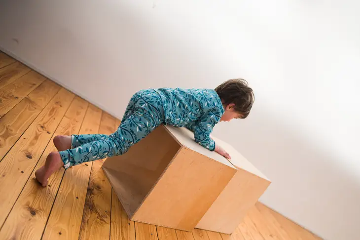 Merle Organic Long Sleeved T-Shirt - Mantises - Image 7