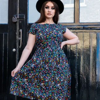 Run & Fly Boogie Bones Stretch Belted Tea Dress with Pockets (Size 10 Only)